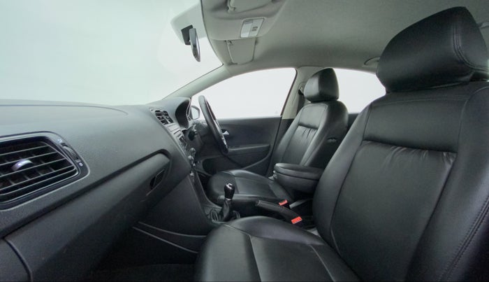 2018 Volkswagen Vento COMFORTLINE 1.6, Petrol, Manual, 39,714 km, Right Side Front Door Cabin