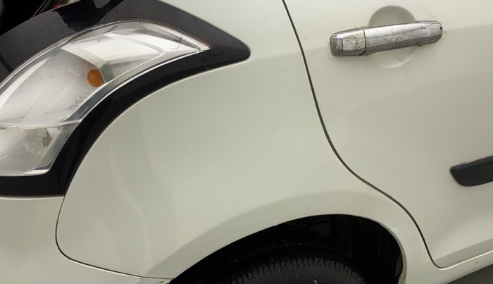 2014 Maruti Swift VDI, Diesel, Manual, 94,953 km, Right quarter panel - Minor scratches