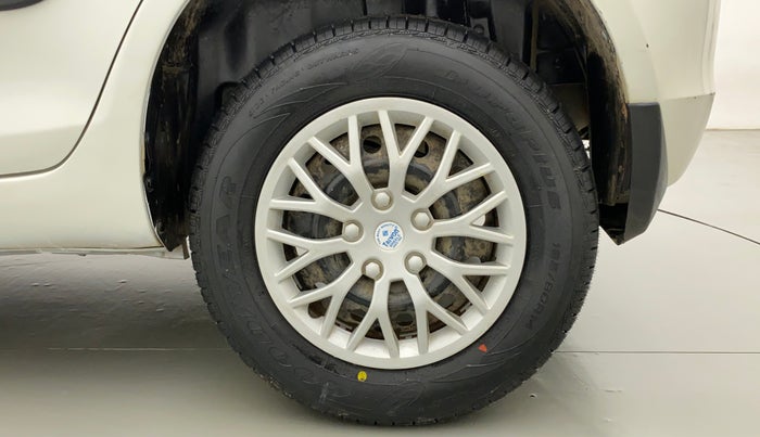2014 Maruti Swift VDI, Diesel, Manual, 94,953 km, Left Rear Wheel