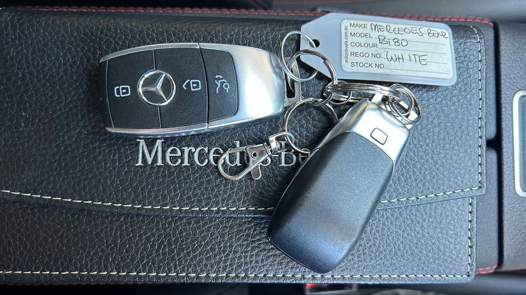 2019 Mercedes-benz B180 B180, Automatic, 50661 km, Key Close-up