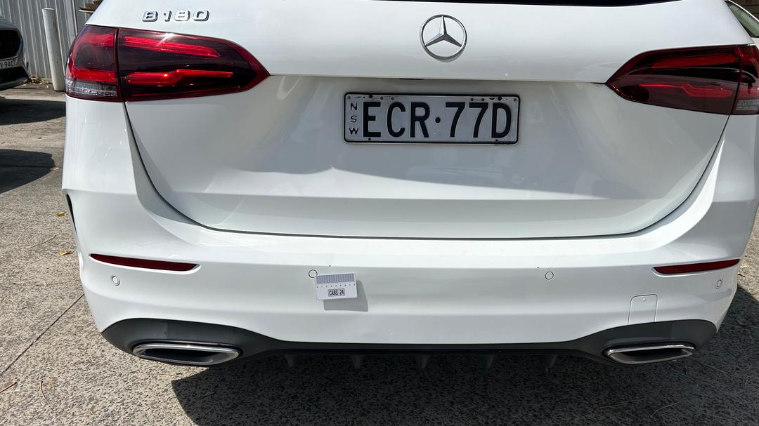 2019 Mercedes-benz B180 B180, Automatic, 50661 km, Mud guard Rear RHS Scratch