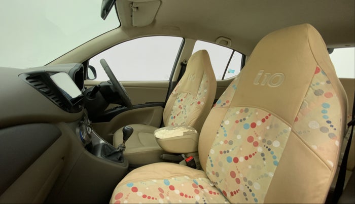 2013 Hyundai i10 MAGNA 1.1, Petrol, Manual, 46,764 km, Right Side Front Door Cabin