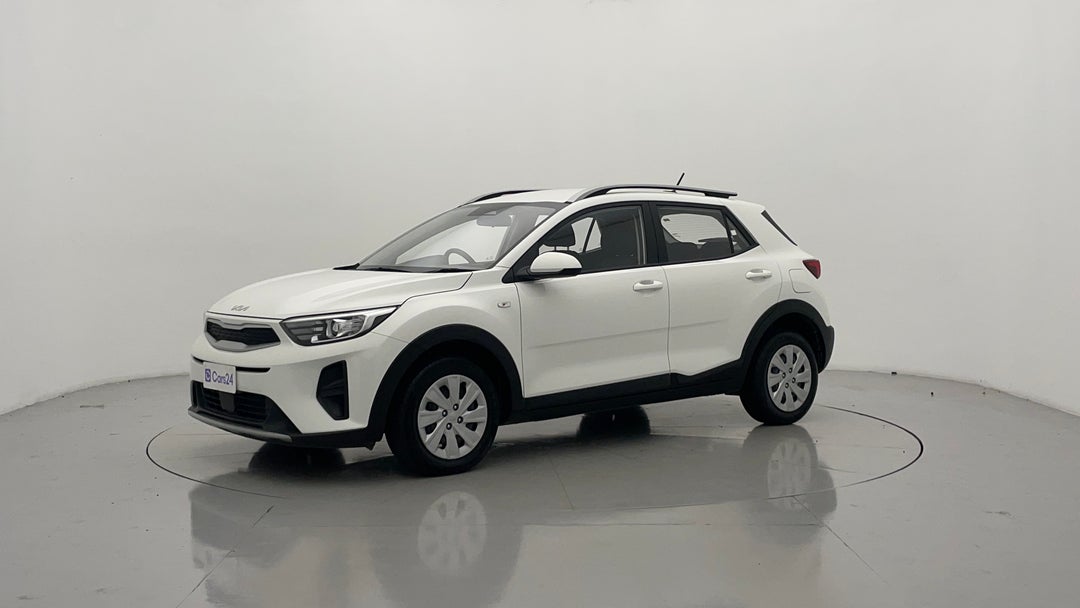 Left Front Diagonal (45- Degree) View