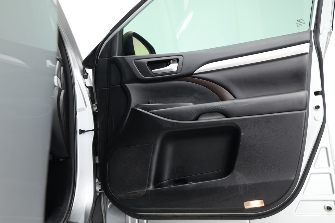 2018 Toyota Kluger Gxl (4x2), Automatic, 114349 km, Speaker View