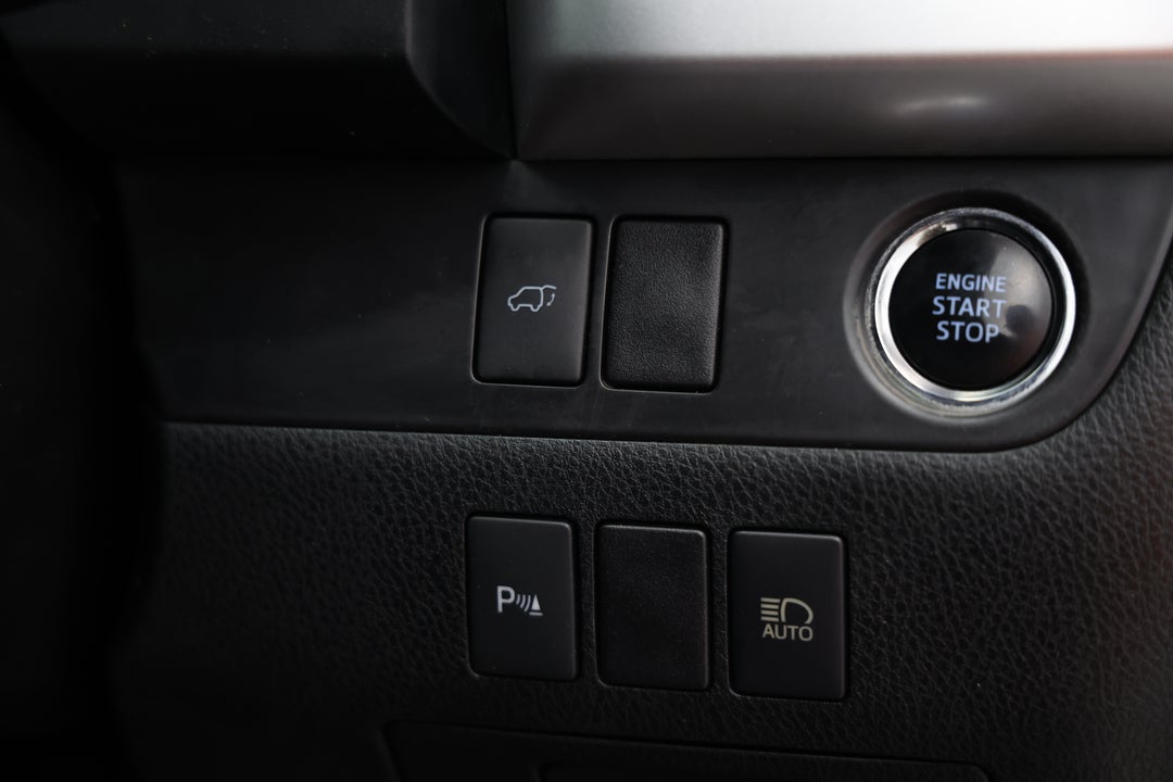 2018 Toyota Kluger Gxl (4x2), Automatic, 114349 km, Utility Switches/Buttons