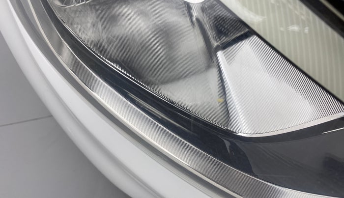 2015 Hyundai Elite i20 SPORTZ (O) 1.4, Diesel, Manual, 91,813 km, Right headlight - Minor scratches