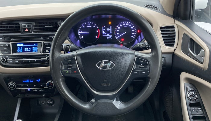 2015 Hyundai Elite i20 SPORTZ (O) 1.4, Diesel, Manual, 91,813 km, Steering Wheel Close Up