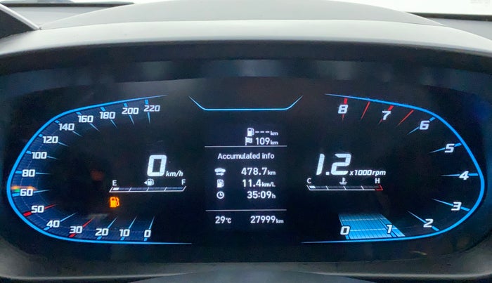 2022 Hyundai NEW I20 ASTA (O) 1.2 MT, Petrol, Manual, 27,999 km, Odometer Image