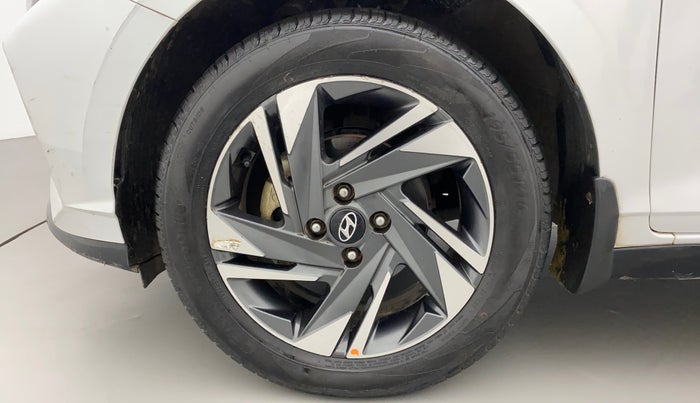 2022 Hyundai NEW I20 ASTA (O) 1.2 MT, Petrol, Manual, 27,999 km, Left Front Wheel