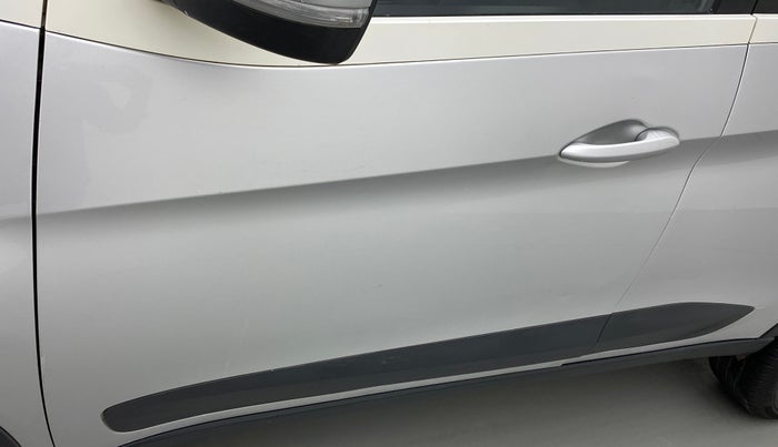 2019 Tata NEXON XZA PLUS DIESEL, Diesel, Automatic, 1,01,427 km, Front passenger door - Minor scratches