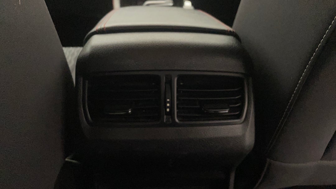Rear A/C Vent