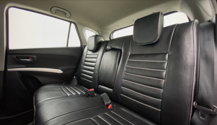 2015 Maruti S Cross ZETA 1.3, Diesel, Manual, 70,731 km, Right Side Rear Door Cabin