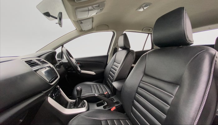 2015 Maruti S Cross ZETA 1.3, Diesel, Manual, 70,731 km, Right Side Front Door Cabin