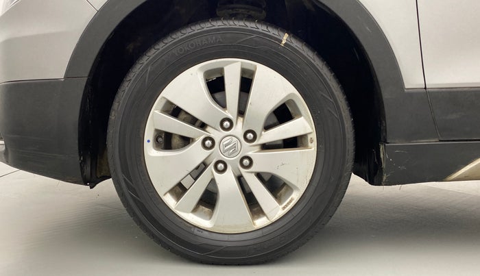 2015 Maruti S Cross ZETA 1.3, Diesel, Manual, 70,731 km, Left Front Wheel
