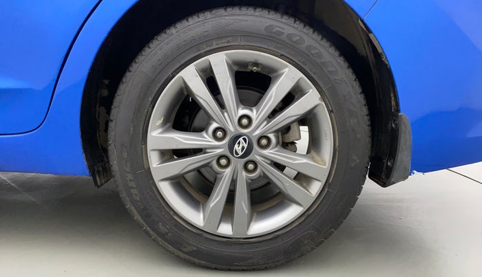 2017 Hyundai New Elantra 2.0 SX AT, Petrol, Automatic, 50,648 km, Left Rear Wheel