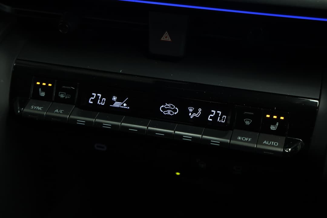 2025 Toyota C-HR Koba Hybrid + 2 Tone, Automatic, 7436 km, Ventilated Seats