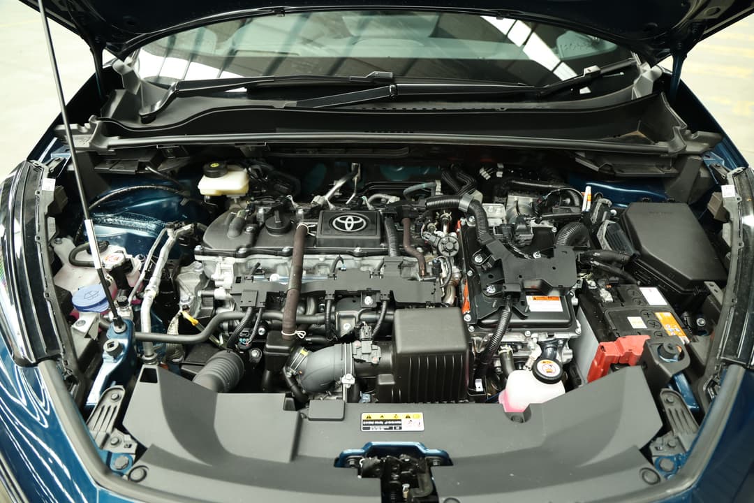 2025 Toyota C-HR Koba Hybrid + 2 Tone, Automatic, 7436 km, Open Bonnet (Engine)