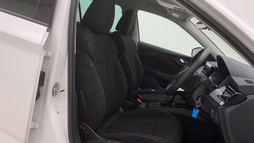 2023 SKODA Scala Ambition 85tsi, Automatic, 16212 km, Right Side Front Door Cabin View