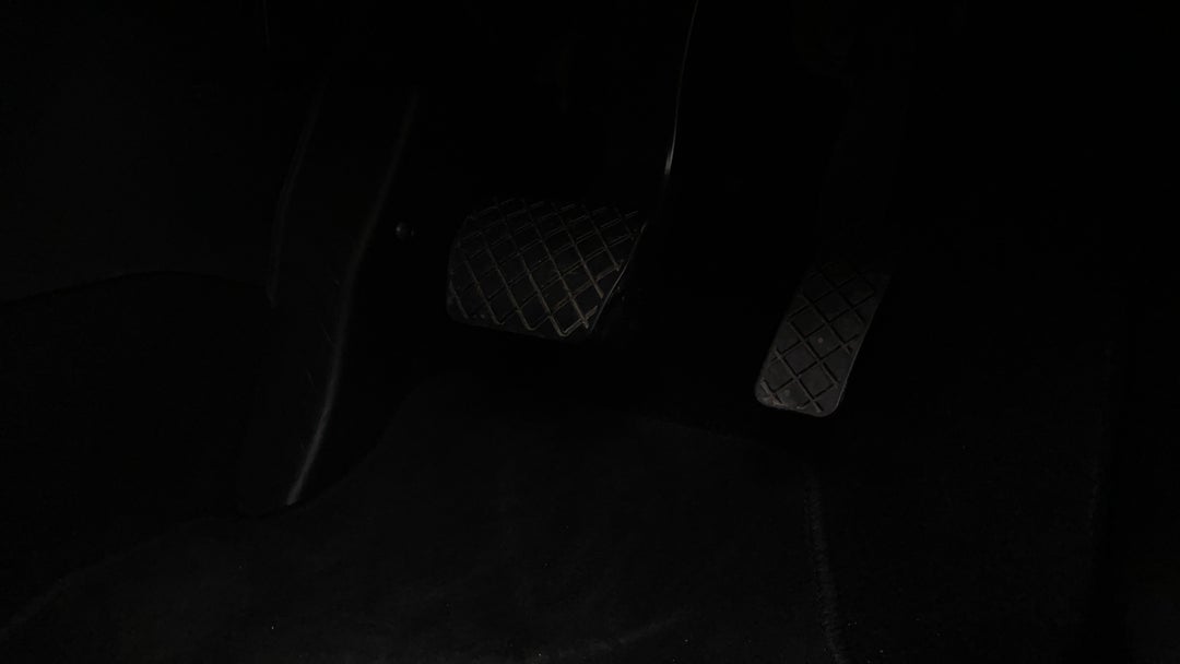 2023 SKODA Scala Ambition 85tsi, Automatic, 16212 km, Pedals and Footmat