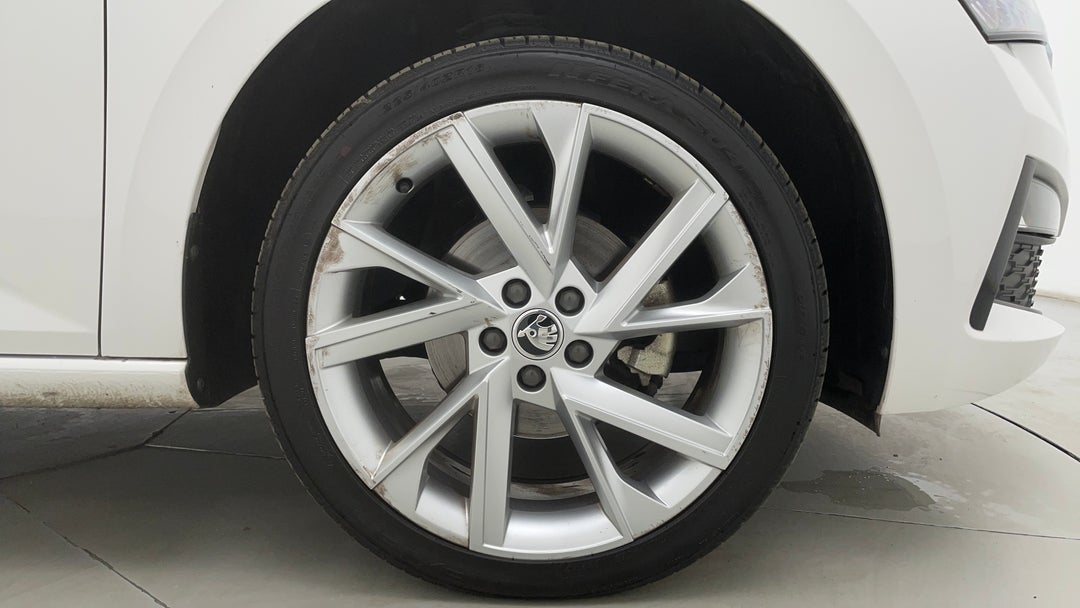 2023 SKODA Scala Ambition 85tsi, Automatic, 16212 km, Right Front Wheel