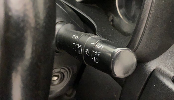 2017 Honda WR-V 1.2L I-VTEC VX MT, Petrol, Manual, 79,390 km, Combination switch - Fog Light Switch is not working