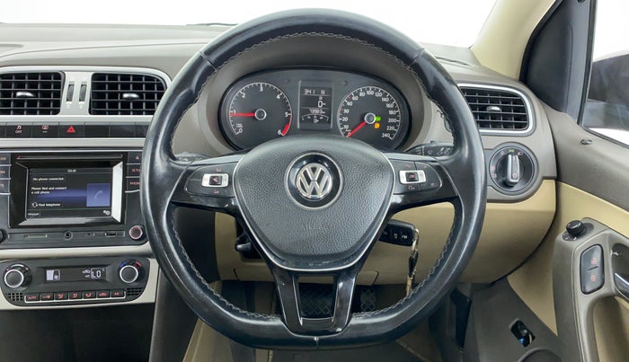2016 Volkswagen Vento HIGHLINE TDI AT, Diesel, Automatic, 74,251 km, Steering Wheel Close Up