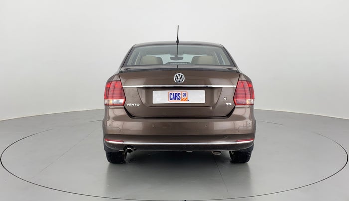 2016 Volkswagen Vento HIGHLINE TDI AT, Diesel, Automatic, 74,251 km, Back/Rear