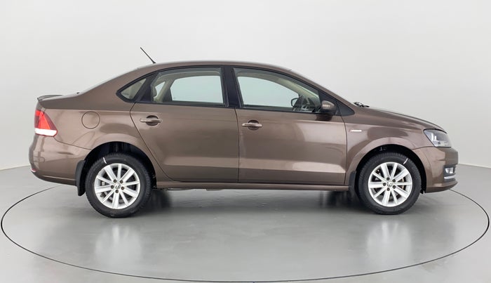 2016 Volkswagen Vento HIGHLINE TDI AT, Diesel, Automatic, 74,251 km, Right Side View