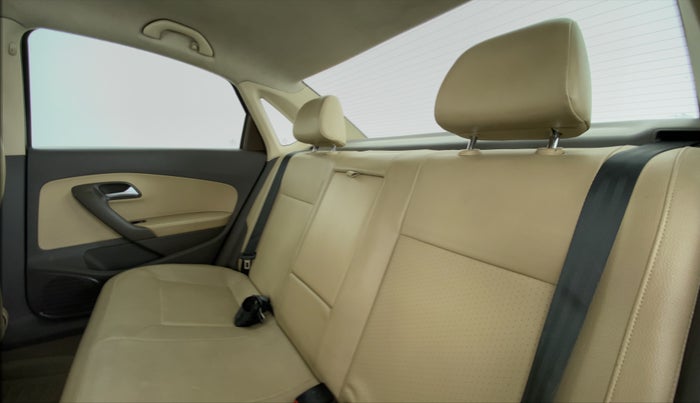 2016 Volkswagen Vento HIGHLINE TDI AT, Diesel, Automatic, 74,251 km, Right Side Rear Door Cabin