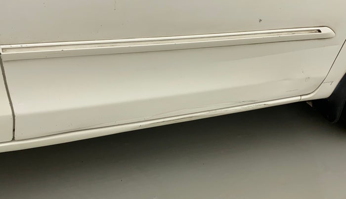 2012 Toyota Etios G, Petrol, Manual, 39,717 km, Driver-side door - Minor scratches