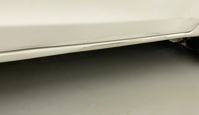 2012 Toyota Etios G, Petrol, Manual, 39,717 km, Right running board - Slightly dented