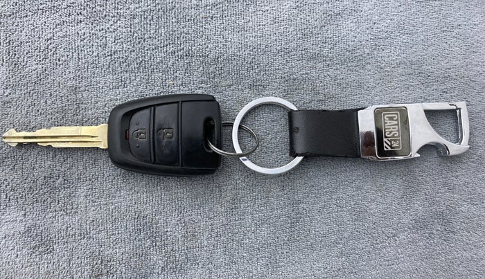 2019 Hyundai Grand i10 SPORTZ 1.2 KAPPA VTVT, Petrol, Manual, 27,451 km, Key Close Up