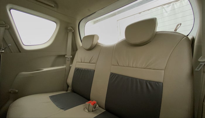 2015 Maruti Ertiga ZXI, Petrol, Manual, 44,725 km, Third Seat Row ( optional )