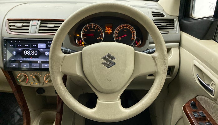 2014 Maruti Ertiga VXI CNG, CNG, Manual, 87,747 km, Steering Wheel Close Up