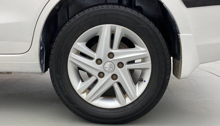 2014 Maruti Ertiga VXI CNG, CNG, Manual, 87,747 km, Left Rear Wheel