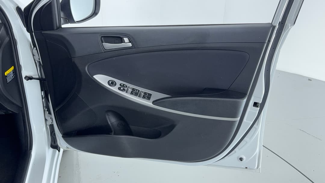 2018 Hyundai Accent Sport, Automatic, 71026 km, Speaker View