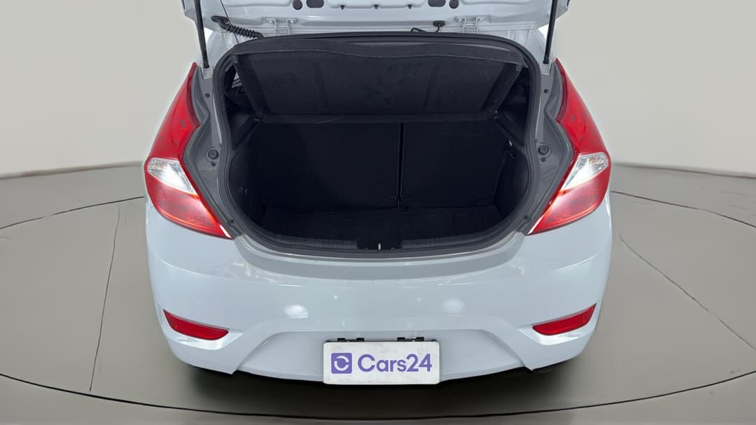 2018 Hyundai Accent Sport, Automatic, 71026 km, Boot Inside View