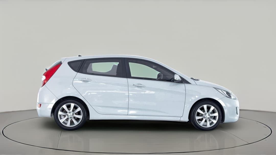 2018 Hyundai Accent Sport, Automatic, 71026 km, Right Side View