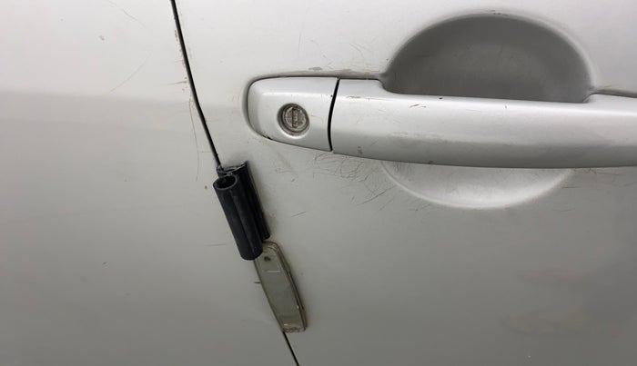 2014 Maruti Swift Dzire VXI, Petrol, Manual, 84,260 km, Lock system - Central lock not working