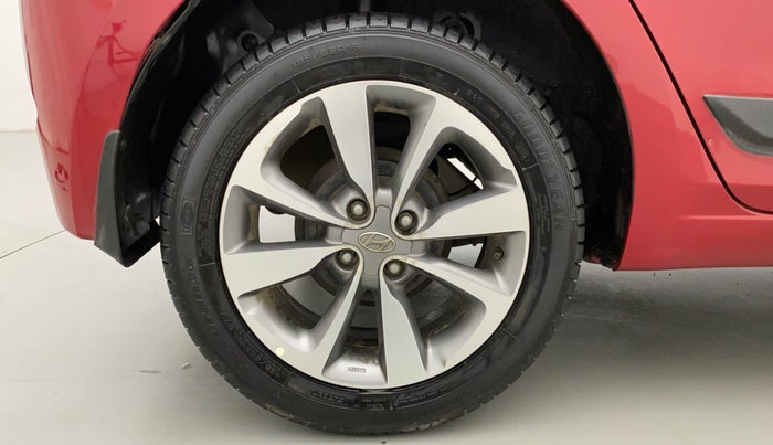 2016 Hyundai Elite i20 ASTA 1.2, Petrol, Manual, 4,532 km, Right Rear Wheel