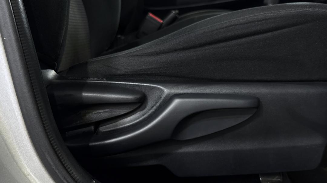 2018 Toyota Yaris Ascent, Automatic, 173441 km, Drivers Side Adjustment Panel