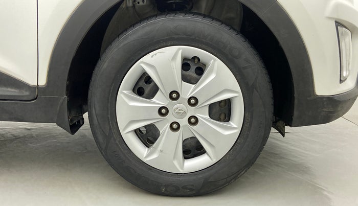 2018 Hyundai Creta 1.6 E + VTVT, Petrol, Manual, 23,957 km, Right Front Wheel