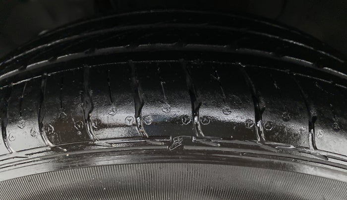 2020 Tata Tiago XZ+ 1.2 Revotron, Petrol, Manual, 25,191 km, Left Front Tyre Tread