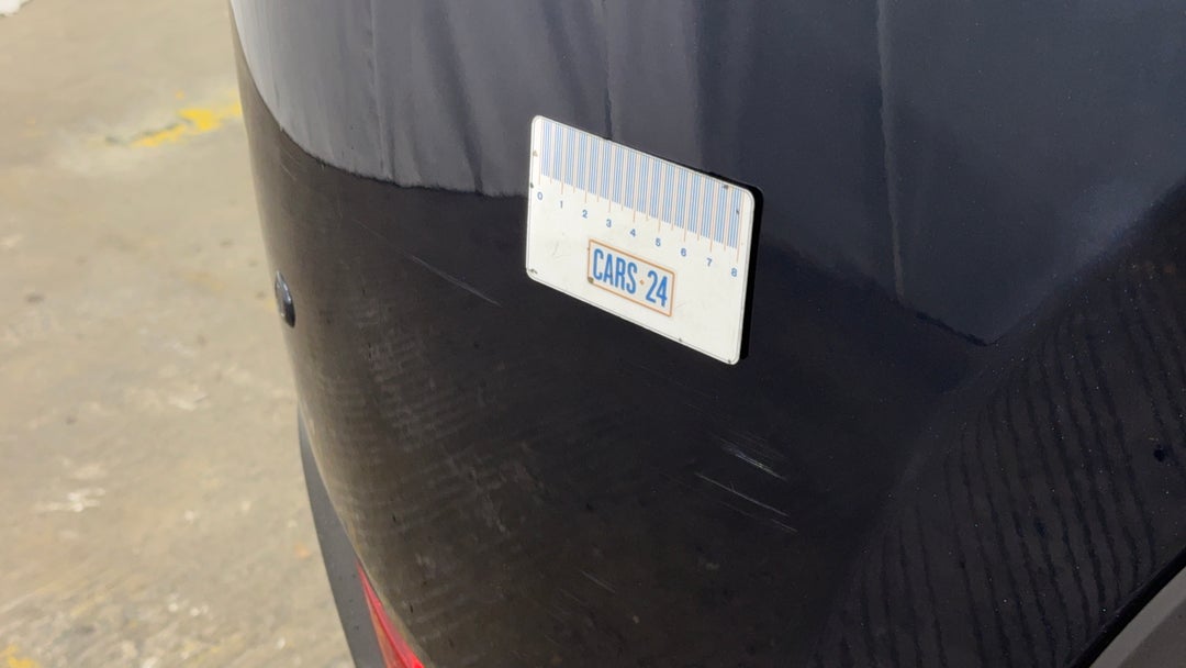 Bumper Rear Scratch