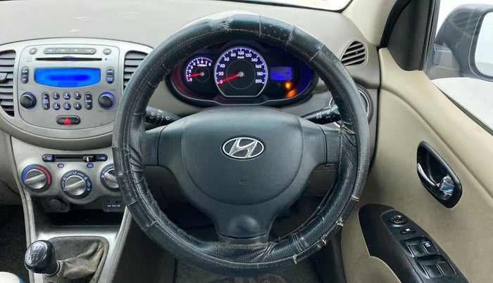 2011 Hyundai i10 SPORTZ 1.2 KAPPA2, Petrol, Manual, 76,215 km, Steering Wheel Close Up