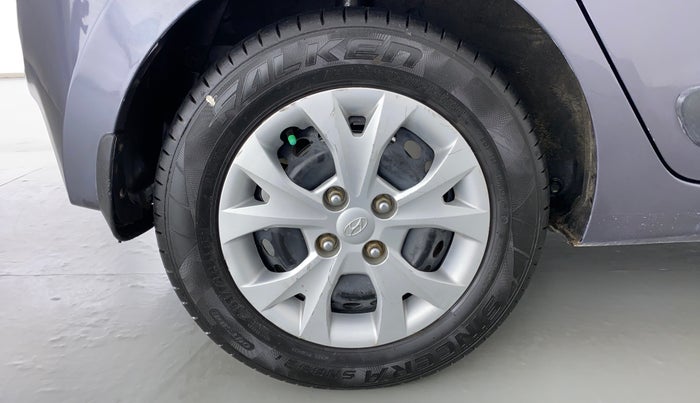 2016 Hyundai Grand i10 SPORTZ 1.2 KAPPA VTVT, Petrol, Manual, 76,197 km, Right Rear Wheel