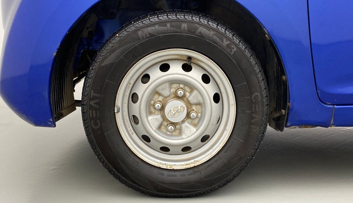 2013 Hyundai Eon D LITE PLUS, Petrol, Manual, 91,417 km, Left Front Wheel