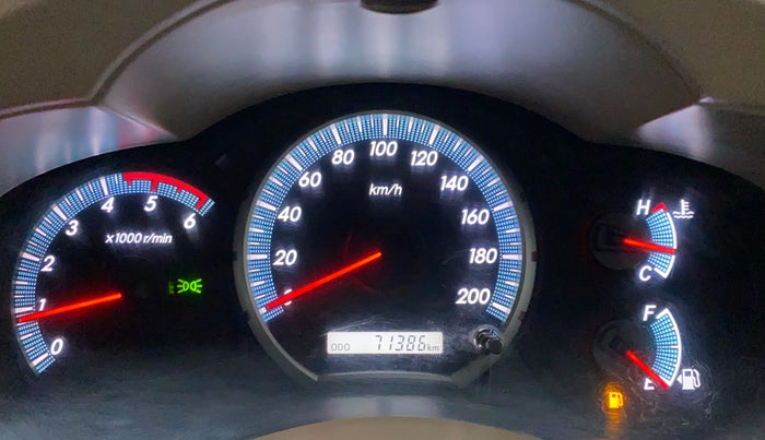 2016 Toyota Innova 2.5 VX 8 STR, Diesel, Manual, 71,386 km, Odometer Image