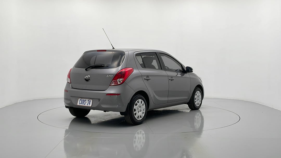 Right Back Diagonal (45- Degree) View