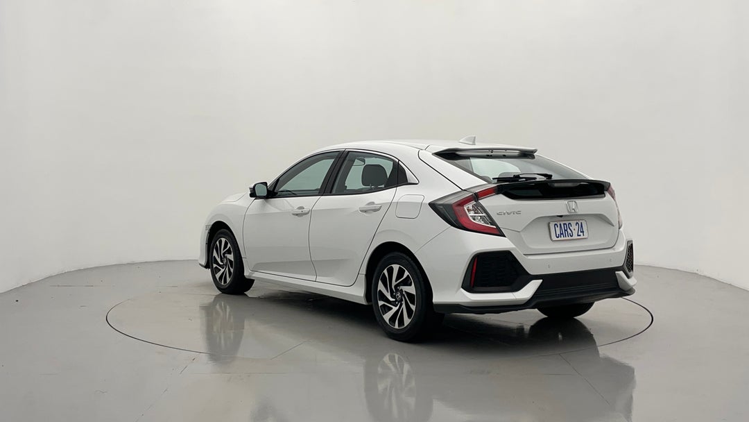 Left Back Diagonal (45- Degree) View